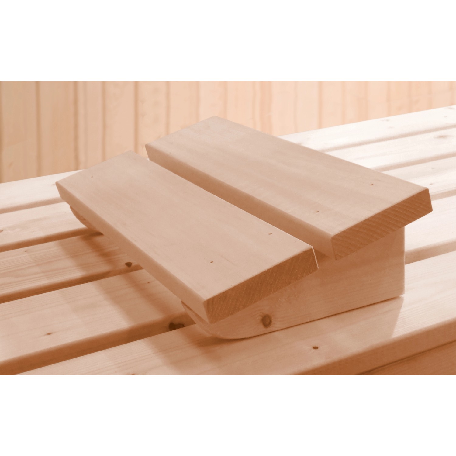 Holz-Fußstütze für Weka Saunahaus Naantali, naturbelassen, für entspanntes Saunieren.