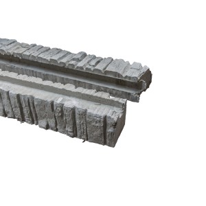 Betonzaun-Anfangspfosten Nostalgie, 245 cm, betongrau, mit Struktur.