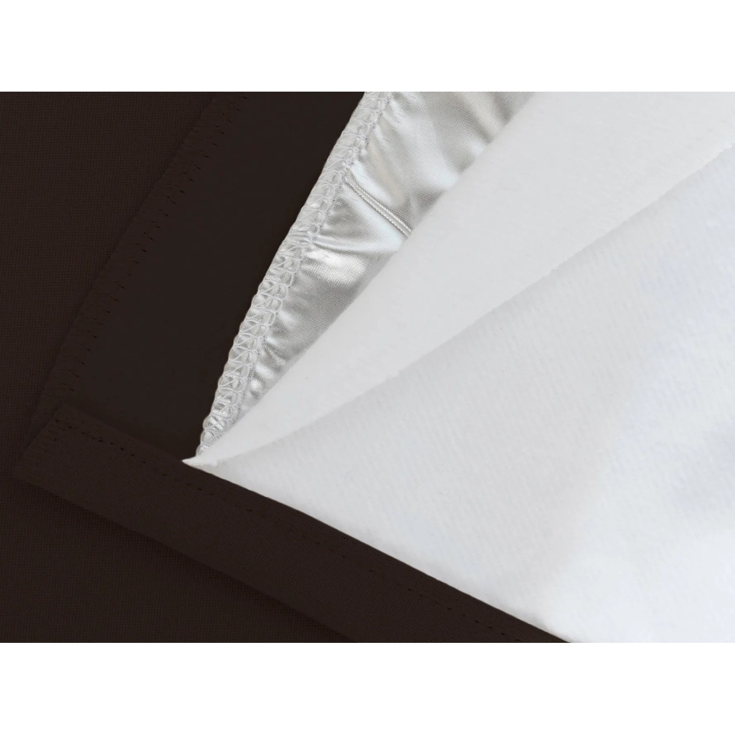 Detailansicht: Brauner Moondream Lärmschutzvorhang mit Thermofutter.