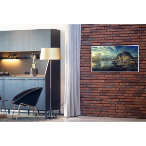 Könighaus Infrarotheizung mit Norwegen-Motiv an Backsteinwand. Elektrische Heizung mit Panorama-Aussicht.