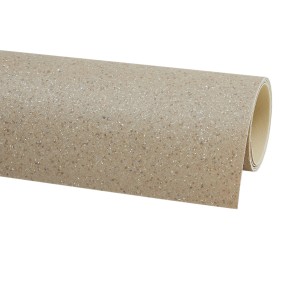 Gerollter beiger PVC-Belag mit dezentem Allover-Design, ideal als robuster Bodenbelag Meterware.