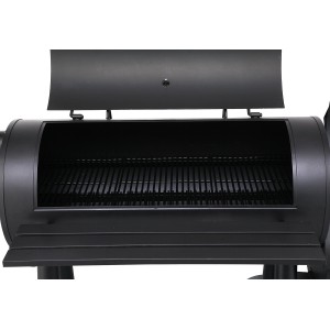 Schwarzer tepro Smoker Milwaukee Holzkohlegrill mit geöffnetem Deckel und Grillrost.