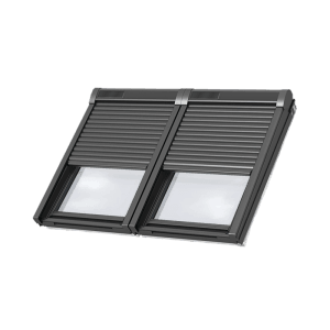 Rolladen Solarantrieb Modular CK02 Alu für Dachfenster, teilweise geschlossen.