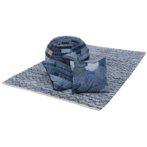 Kayoom Sitzpouf Jeansblau mit Kissen und Teppich, Patchwork-Design.