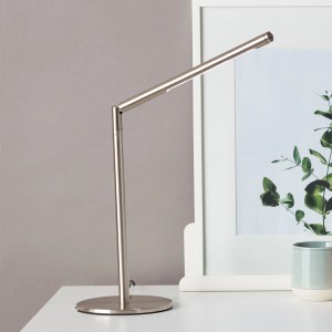 Moderne LED-Tischleuchte Bombay aus Eisen, ideal für den Schreibtisch.