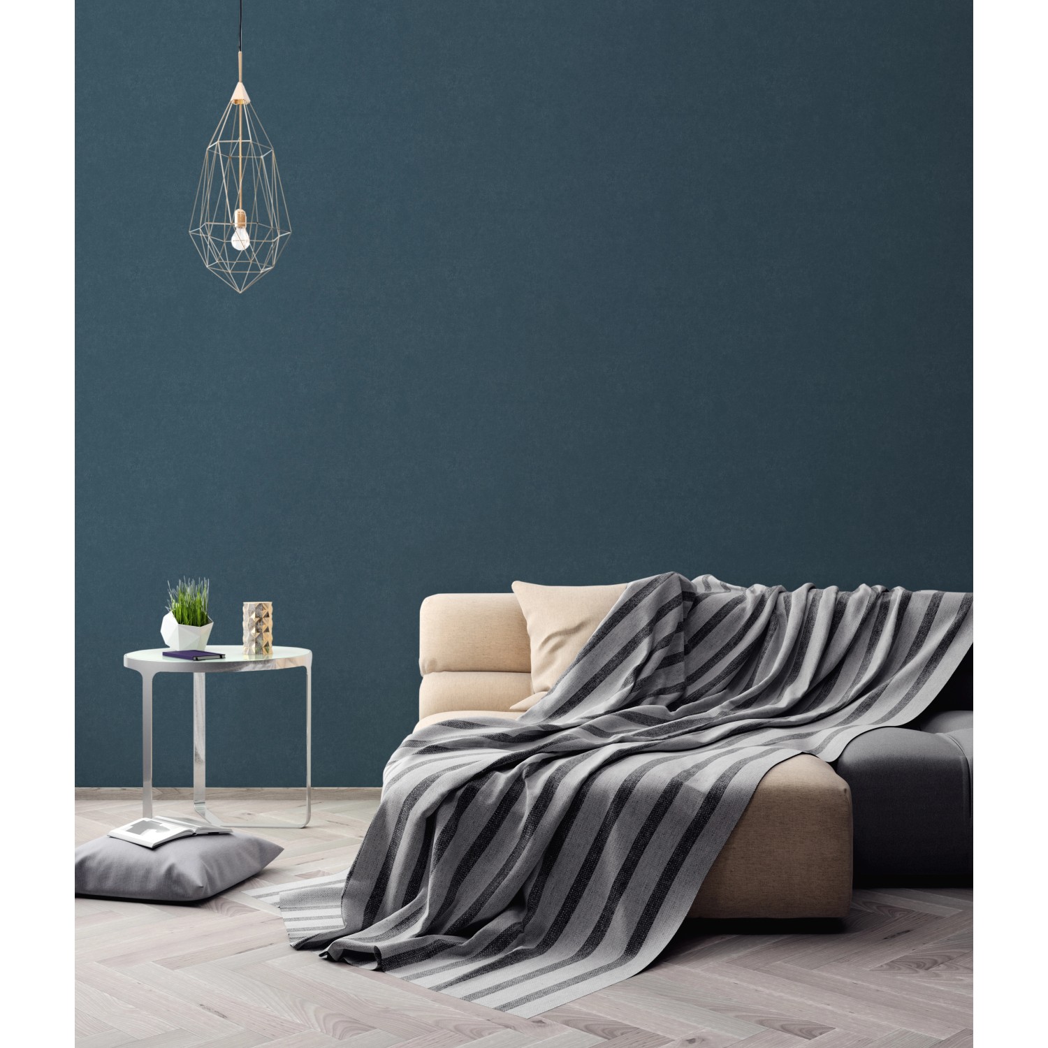 Wohnraum mit blauer A.S. Création Vliestapete mit leichter Wischoptik an der Wand.