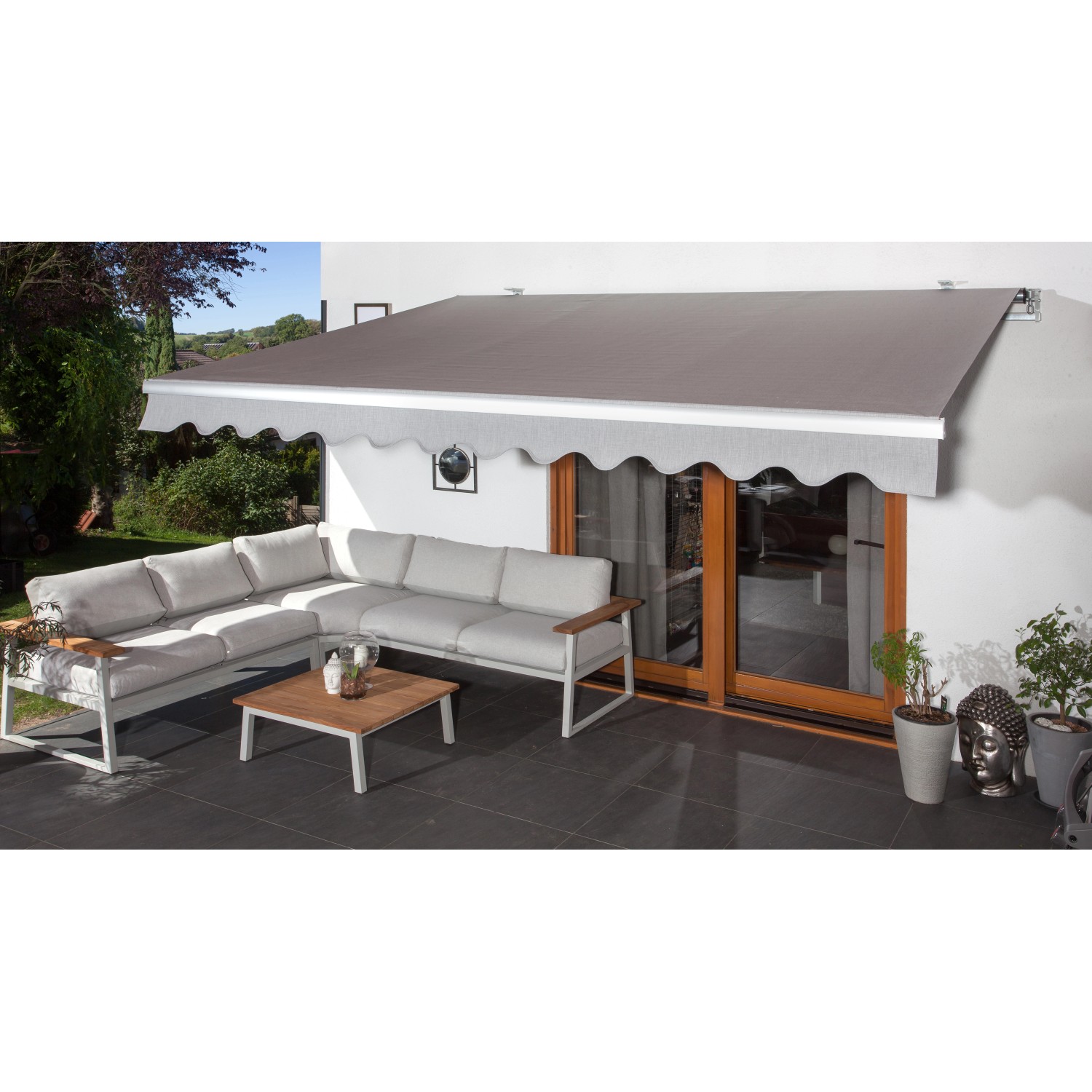 Wismar Gelenkarmmarkise, silbernes Gestell, hellgrauer Stoff, 300x200 cm, mit Kurbelbedienung.