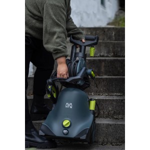 AVA Smart P60 X-Large Hochdruckreiniger mit Schlauchtrommel und Zubehör.