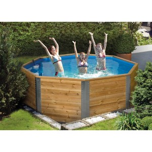 Weka Holzpool 593 mit Badenden. Kesseldruckimprägniertes Holz, inkl. Leiter.