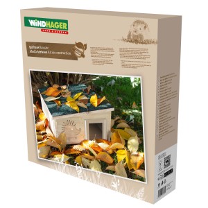 Windhager Igelhaus Bausatz aus Holz, 41,5x41x10cm, mit Blättern dekoriert, in Produktverpackung.