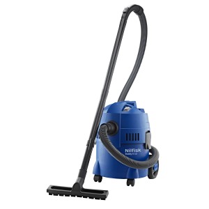 Blauer Nilfisk Buddy II 12 Nass- und Trockensauger mit Zubehör.
