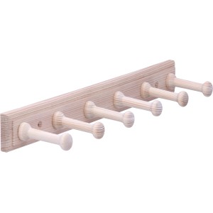 Siro Hakenleiste aus Kiefernholz mit 6 Haken, naturbelassen und FSC® zertifiziert.