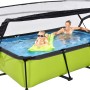 Rechteckiger, grüner Stahlrahmenpool mit Abdeckung, EXIT Lime Pool 300x200x65 cm, mit Kindern im Wasser.