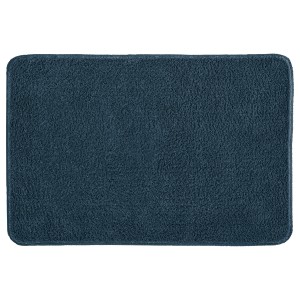 Stahlblauer Kleine Wolke Badteppich Marco, 60x90 cm, flauschig und aus recyceltem Polyester.