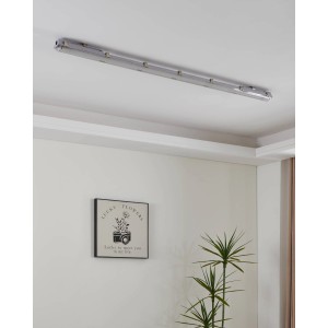 Eglo LED-Leuchtstofflampe G13 Röhrenform 23W an Zimmerdecke.