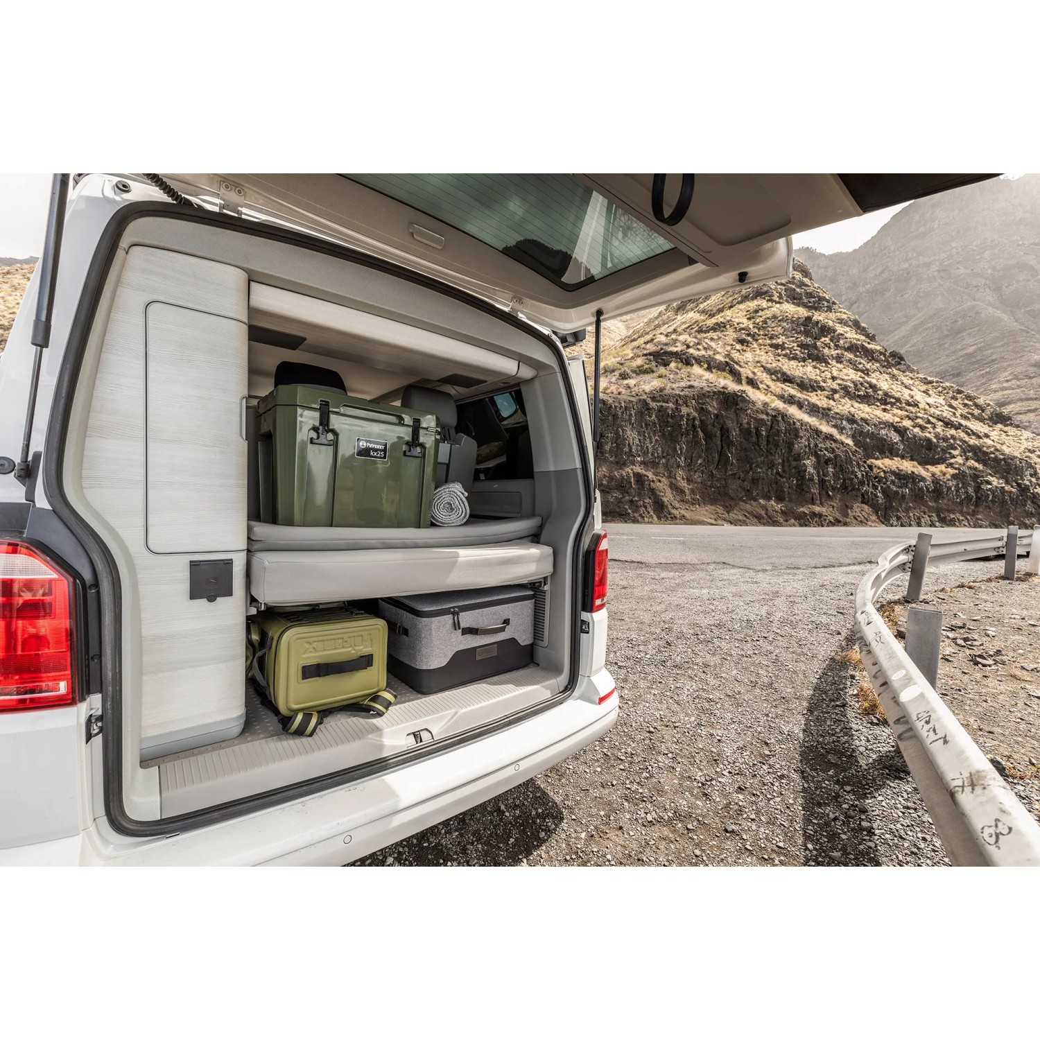 Petromax Kühlrucksack- & Kühlakku-Set inkl. 1,5 l Isolierflasche Grau 3-teilig_3