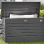Geöffnete, dunkelgraue Biohort Freizeitbox 130. Metallbox für Gartenutensilien mit Gasdruckfeder.