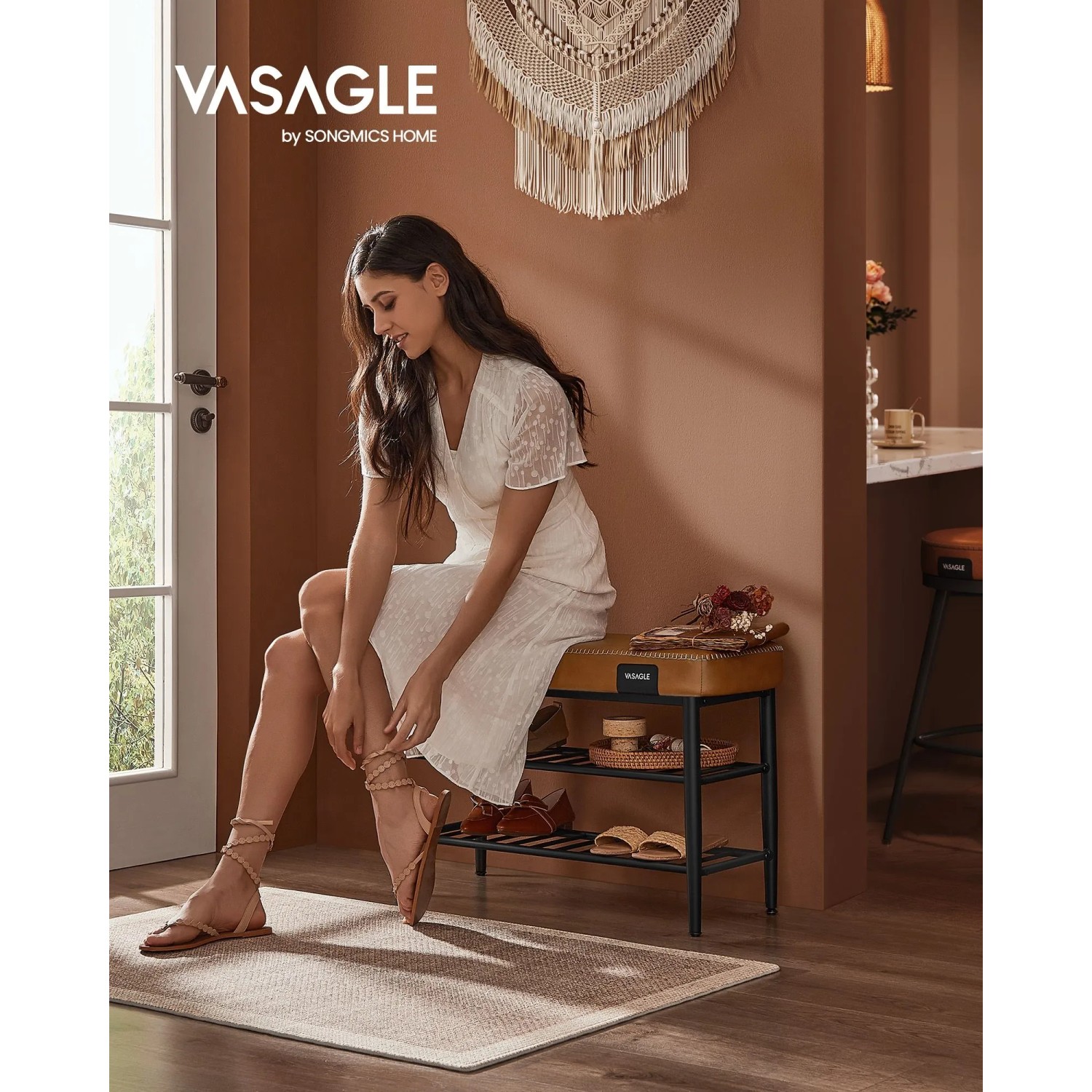 Vasagle Schuhbank, braun, 80x50x30 cm, mit Sitzfläche und Schuhablagen.