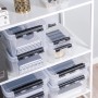 Regal mit transparenten SmartStore Aufbewahrungsboxen Classic mit Deckel.