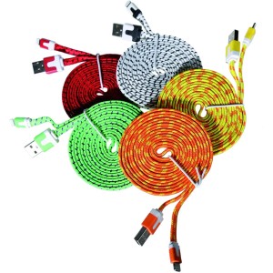 USB 2.0 Ladekabel mit Lightning Connector, 2 m, in verschiedenen Farben aufgerollt.