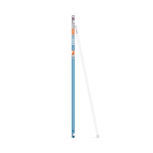 Osram LED-Röhre G13, 15W, 1800lm, 121cm, in Verpackung und ausgepackt.