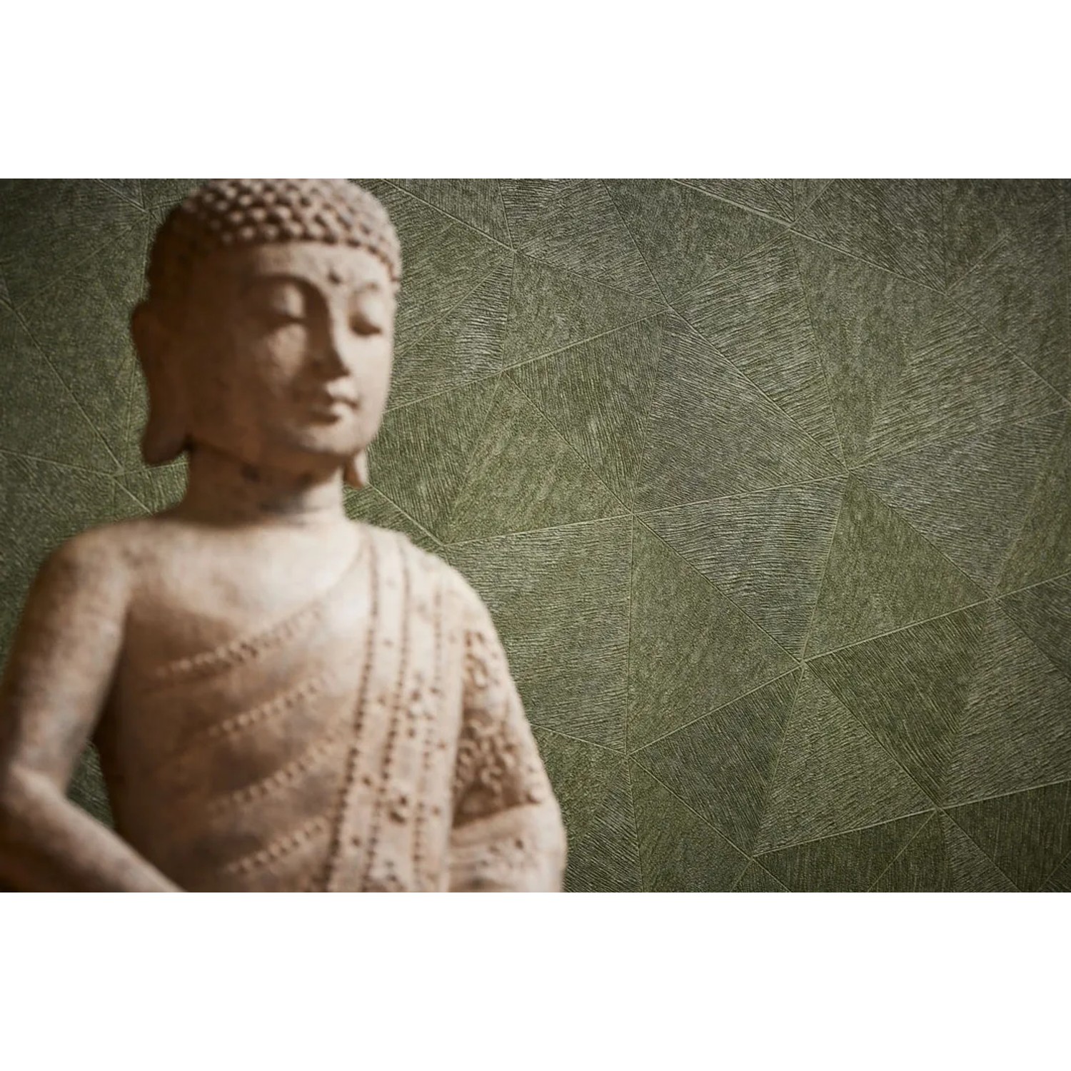 Grüne AS-Creation Vliestapete mit grafischem Strukturmuster und matter Oberfläche.