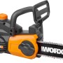 Worx Akku-Kettensäge WG322E.9 Solo, 20V, mit orangefarbenen Akzenten und 25cm Schwert.