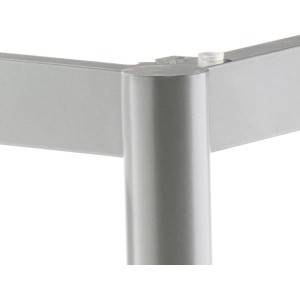 Detailaufnahme des Aluminiumgestells vom Sieger Gartentisch, graphitfarben.