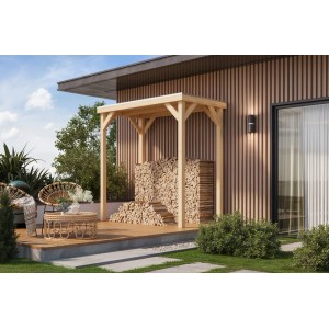 Karibu Pavillon Kvadrat aus Naturholz mit Holzlager auf Terrasse. Ideal als Unterstand im Garten.