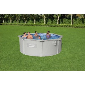 Bestway Hydrium Stahlwandpool Set, Ø 360x120 cm, mit Familie im Wasser auf Rasenfläche.