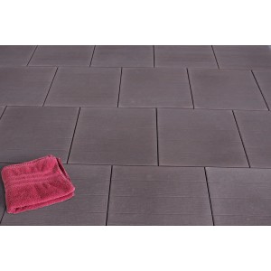 Terrassenplatten Nussbraun in Holzoptik, 50x50 cm, aus Beton. Ideal für Terrasse & Gartenwege.