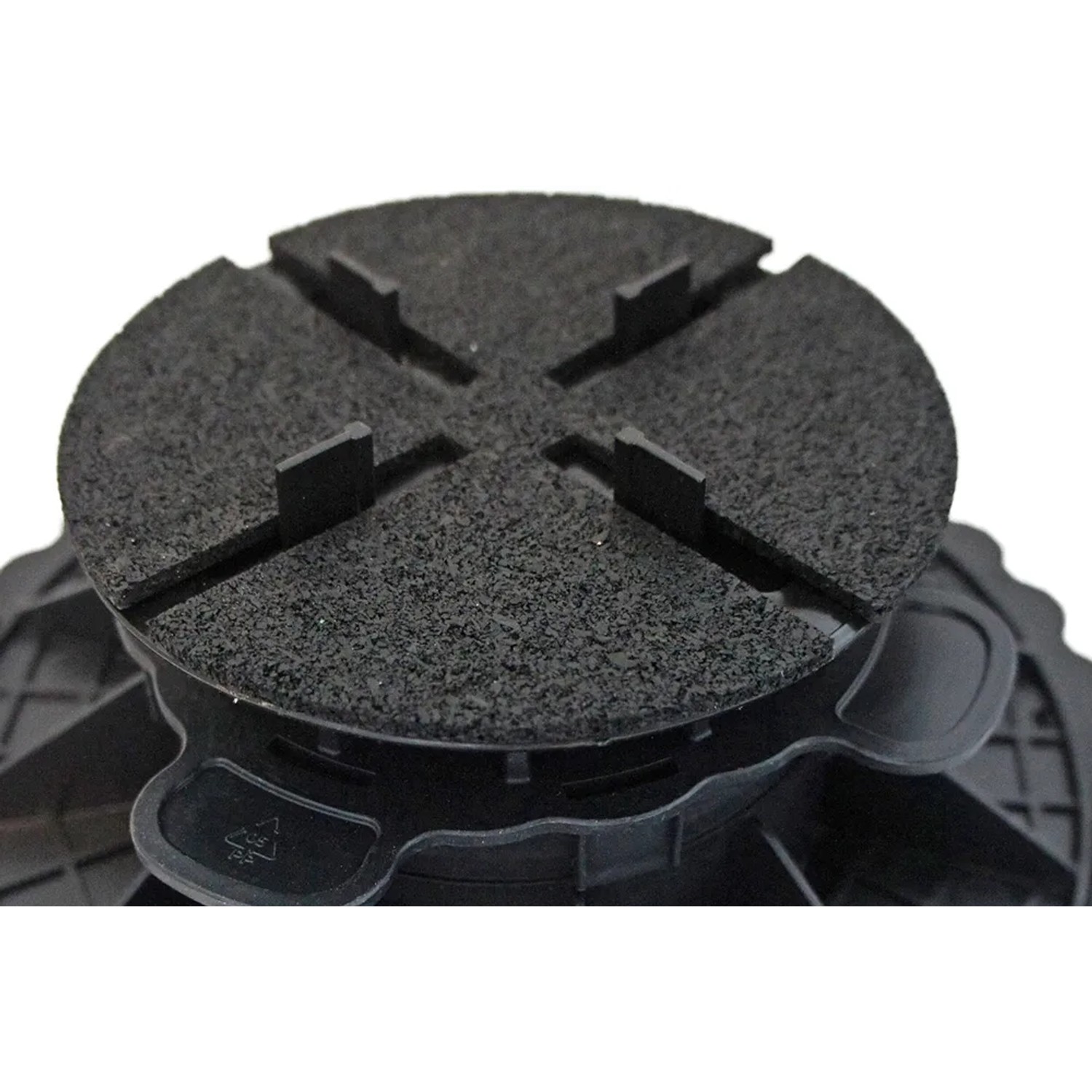 GS Gummipad für Plattenlager, 130x130x3mm, gleicht Unebenheiten auf der Terrasse aus.