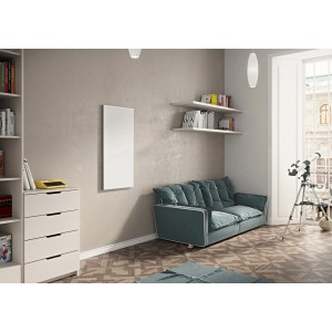 Weißes Ximax Aluminium Paneel mit Rahmen (600x900 mm, 700 W) als Infrarotheizung im Wohnraum.