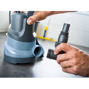 Tauchpumpe TPK 6000 (250 W) mit Zubehör für Klarwasser-Anwendungen.