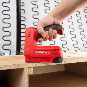 Arrow Akkutacker E21 für Feindrahtklammern 6 mm - 10 mm und Nägel