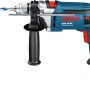 Bosch Professional GSB 16 RE Schlagbohrmaschine (750 W) mit Zusatzhandgriff und Bohrer.