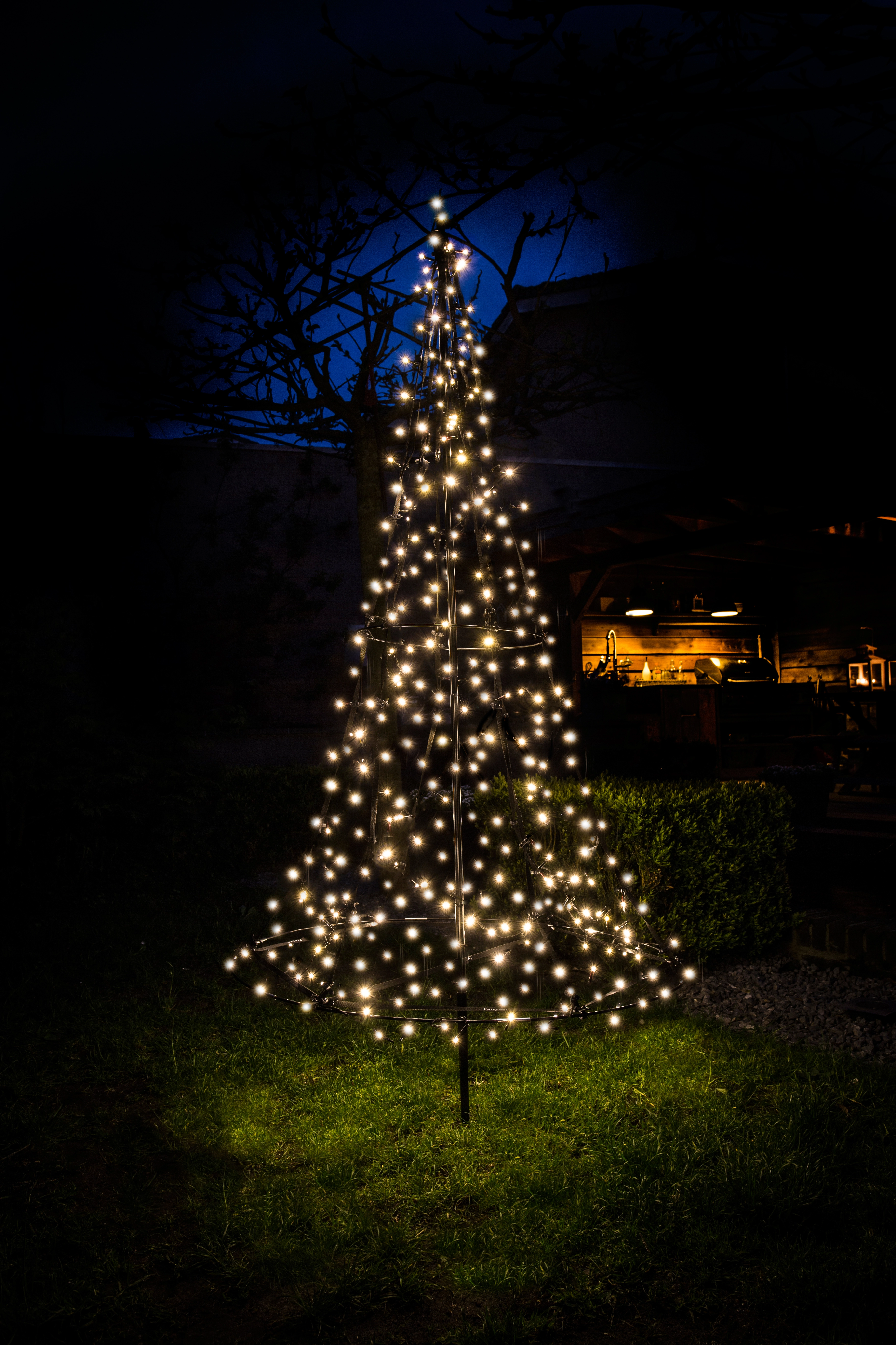 Fairybell 3D LED-Lichterbaum inkl. Mast für Außen 250 LED 1,85 m