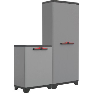 Stilo 2er-Set Kunststoffschränke (hoch & niedrig) in Grau-Schwarz mit roten Griffen.
