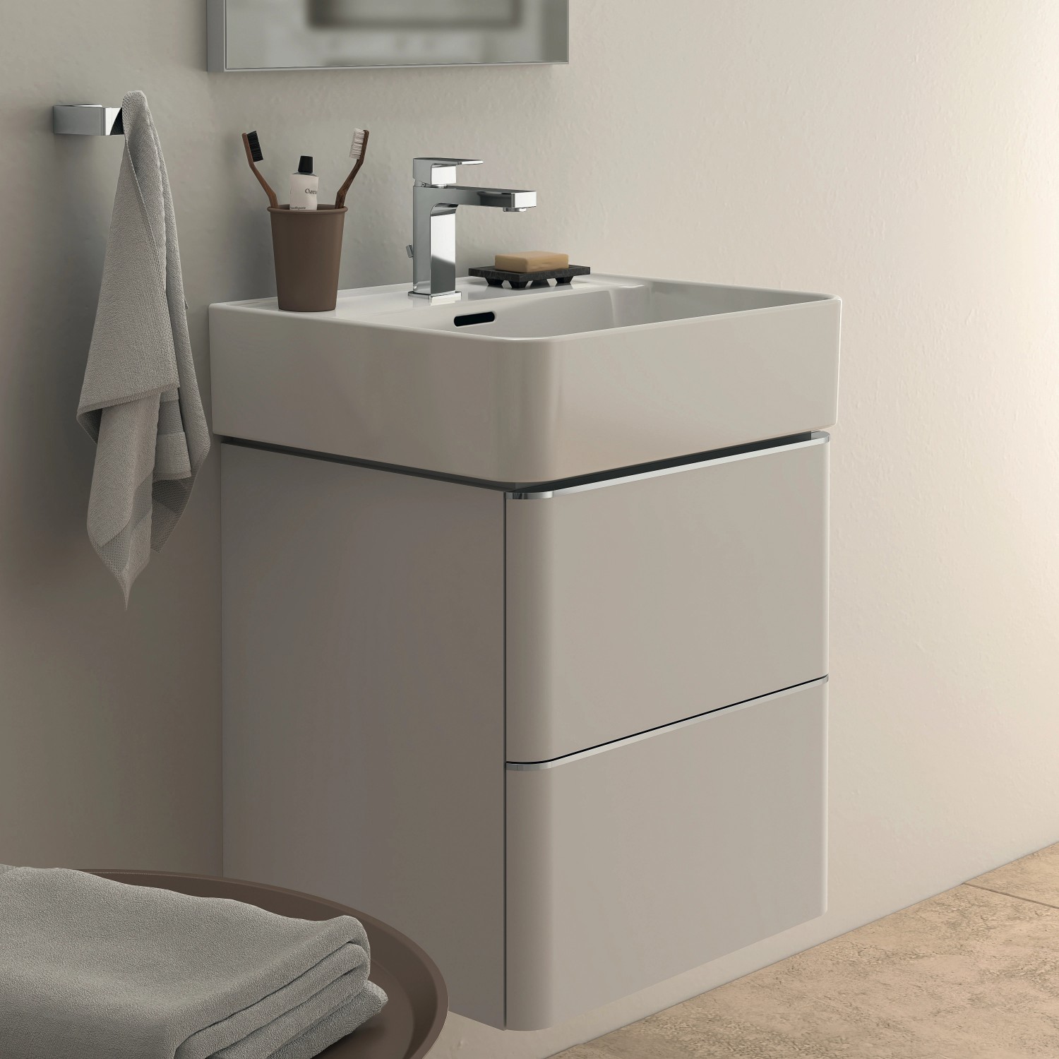 Ideal Standard Waschbeckenunterschrank Adapto, weiß hochglanz, 47 cm breit, mit zwei Schubladen.