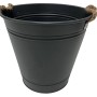 Grauer Zinkeimer Beat Bucket mit zwei Henkeln aus Tau, geeignet als Pflanzkübel.