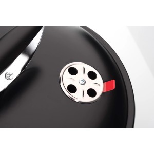 Detailaufnahme: Landmann Holzkohle-Kugelgrill Piccolino, Lüftungsregler am Deckel.