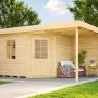 Unbehandeltes Weka Holz-Gartenhaus mit Flachdach und überdachter Fläche, 455x339 cm.