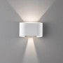 Weiße Fischer & Honsel LED-Wandleuchte Wall mit Lichteffekt nach oben und unten.