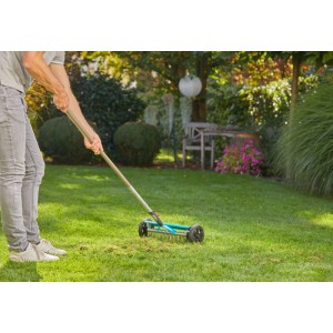 Gardena Combisystem-Vertikutier-Boy 32  cm Arbeitsbreite
