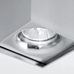 Eckiger Orion Aufbaustrahler Starlight in Satin-Nickel-Optik mit GU10 Fassung. Moderner Aluminium Spot für punktuelle Beleuchtung.