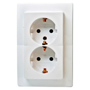 Kopp 2-fach Steckdose Paris, arktisweiß, für Unterputzmontage.