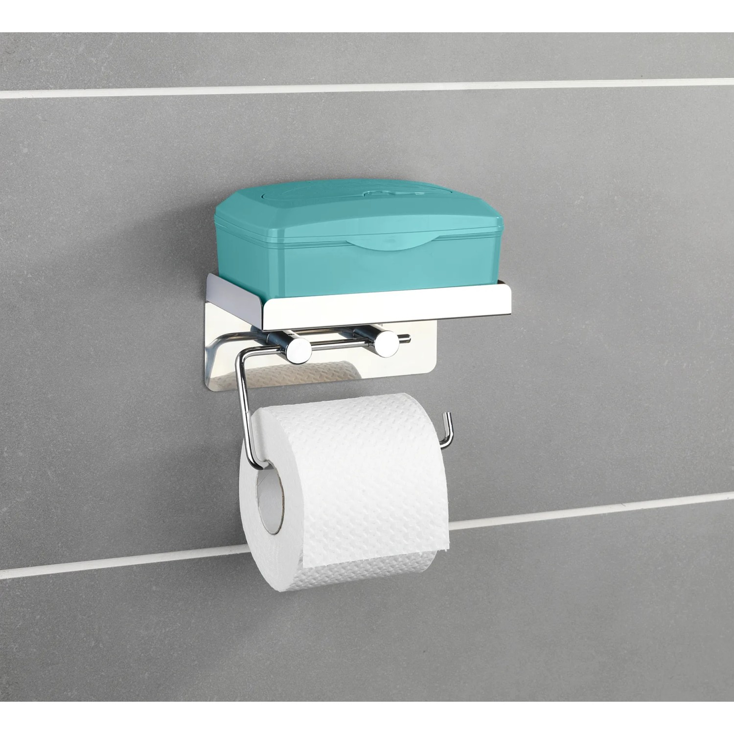 Wenko Toilettenpapierhalter Edelstahl mit Ablage für Feuchttücherbox, an grauer Wand.