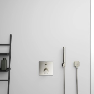 Ideal Standard Idealrain Atelier Brauseschlauchanschluss in Silver Storm. Eckiges Design für moderne Duschen.
