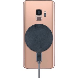 Schwaiger Magnet Wireless Charger lädt Smartphone kabellos per Qi-Standard.