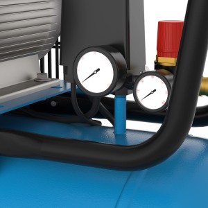 Detailaufnahme: Güde Kompressor 420/10/100 mit Manometern und Druckregler.